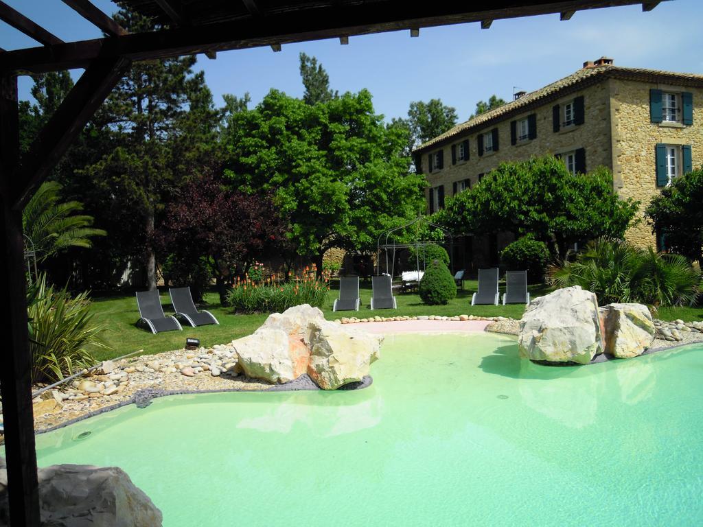 Bastide Des Princes B&B Caderousse Exterior foto