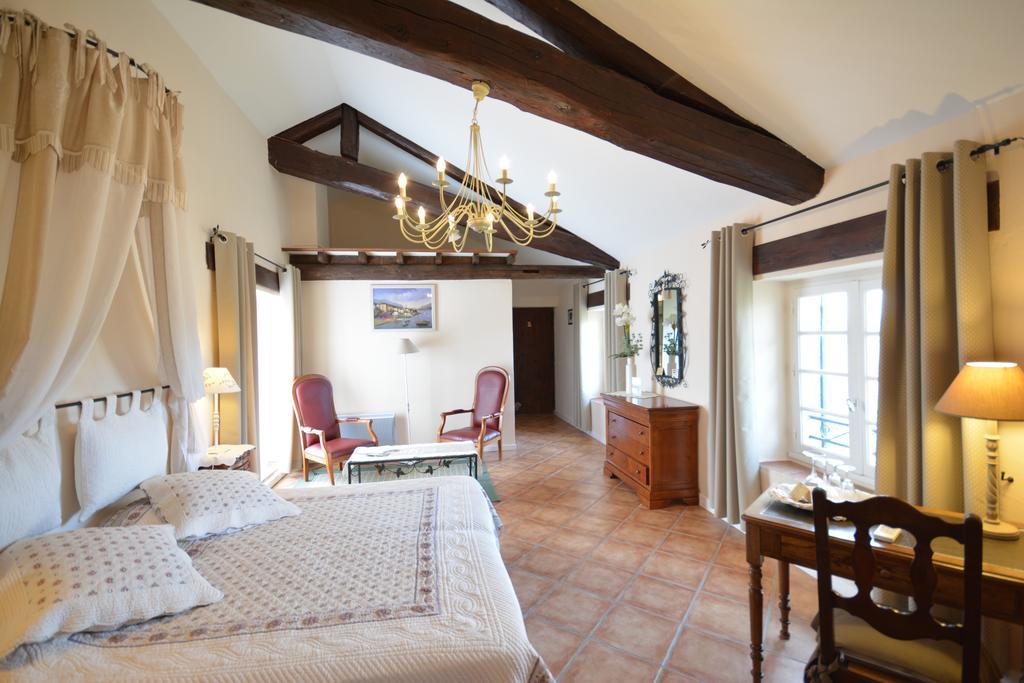 Bastide Des Princes B&B Caderousse Exterior foto