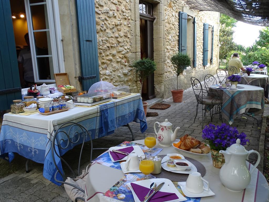 Bastide Des Princes B&B Caderousse Exterior foto