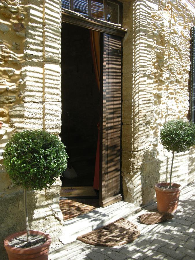 Bastide Des Princes B&B Caderousse Exterior foto